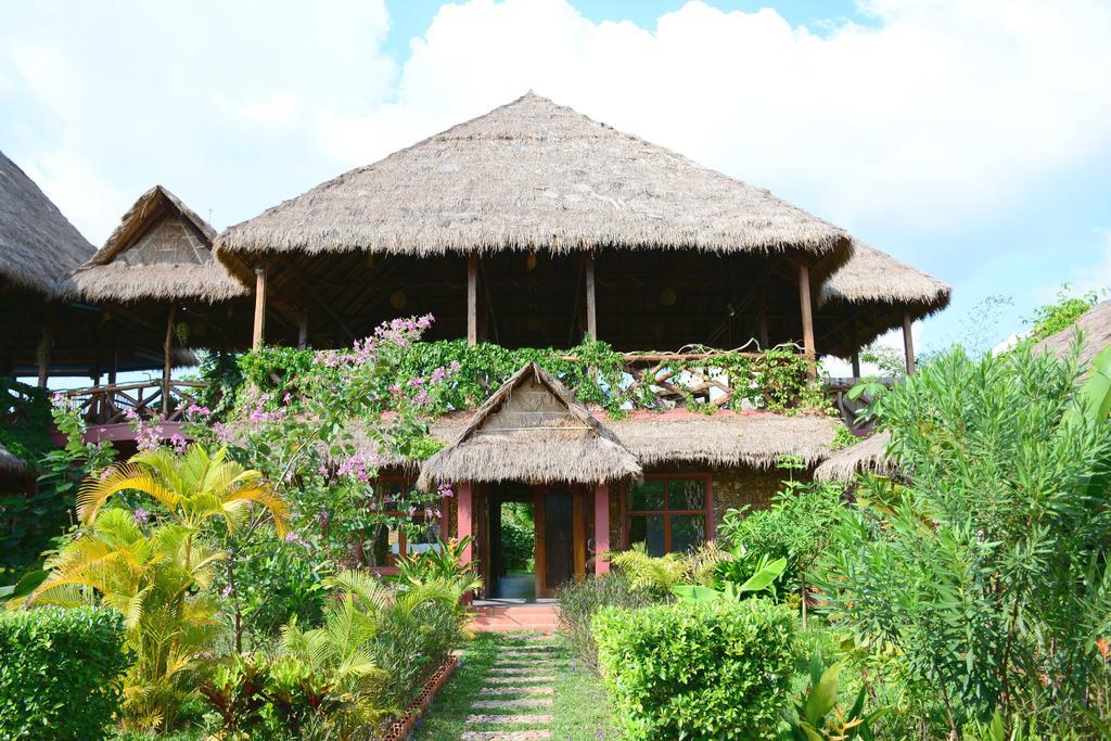 Darica Resort Kep Bagian luar foto