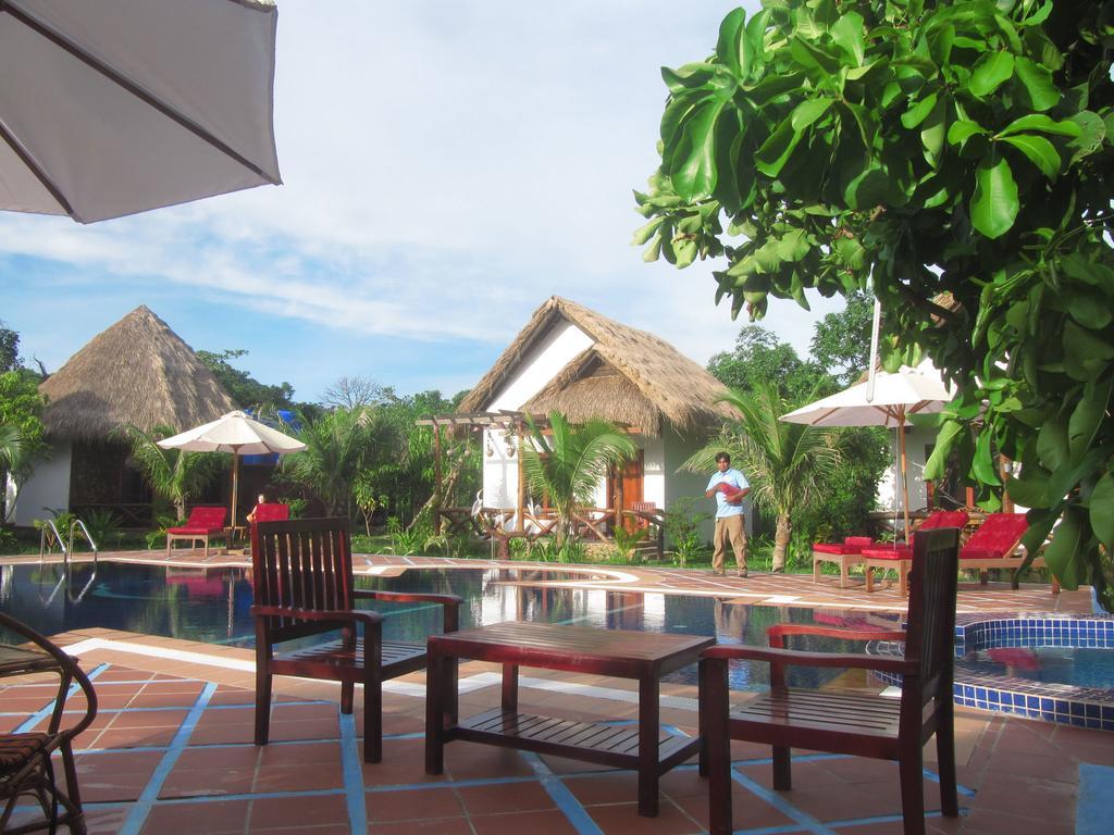 Darica Resort Kep Bagian luar foto