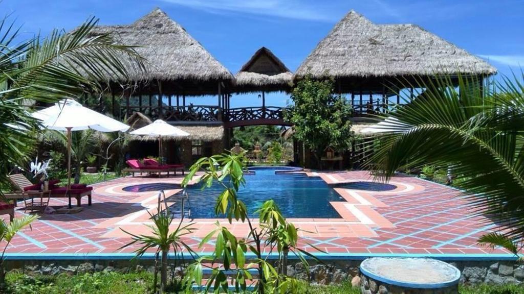 Darica Resort Kep Bagian luar foto
