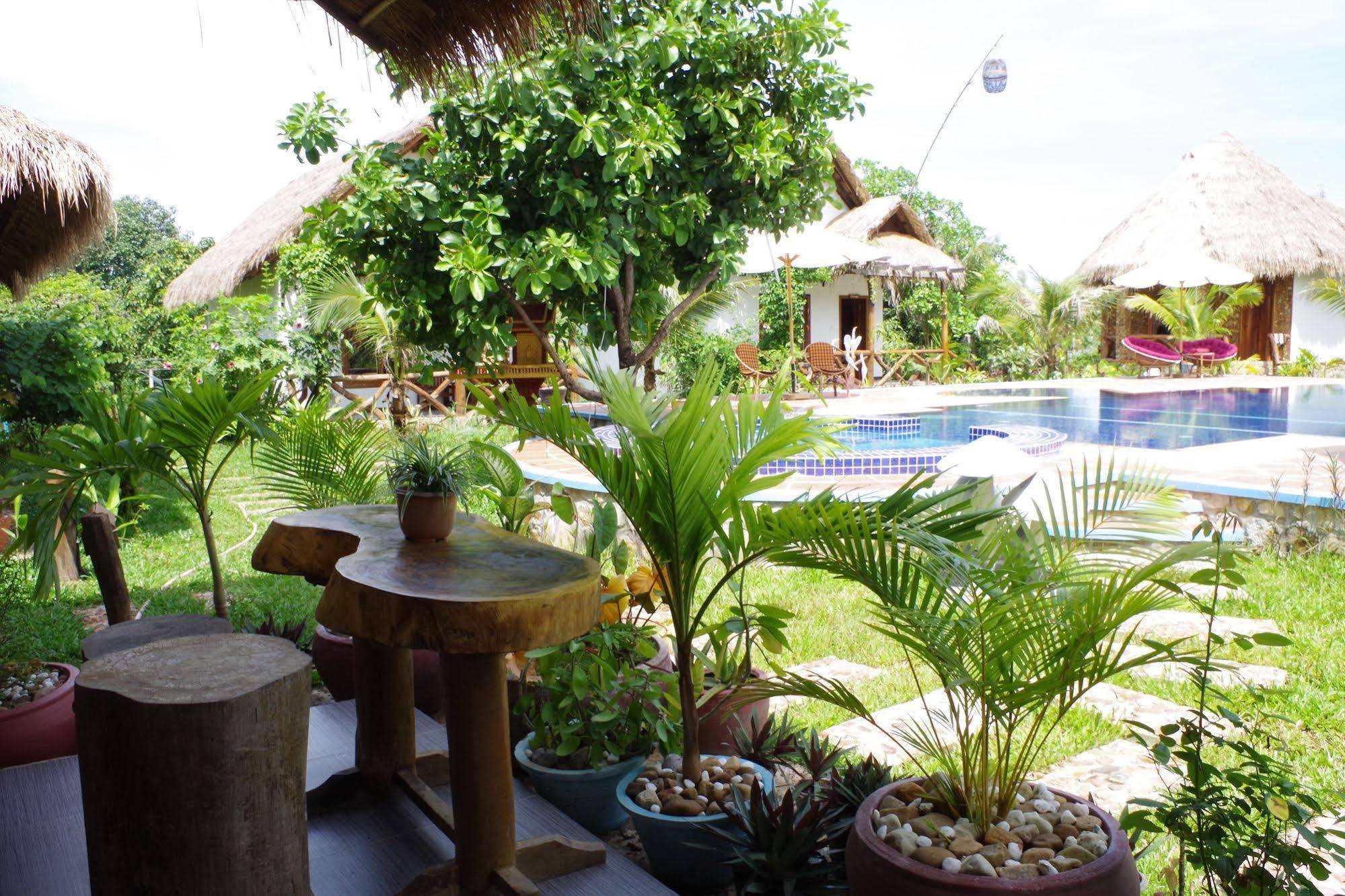 Darica Resort Kep Bagian luar foto