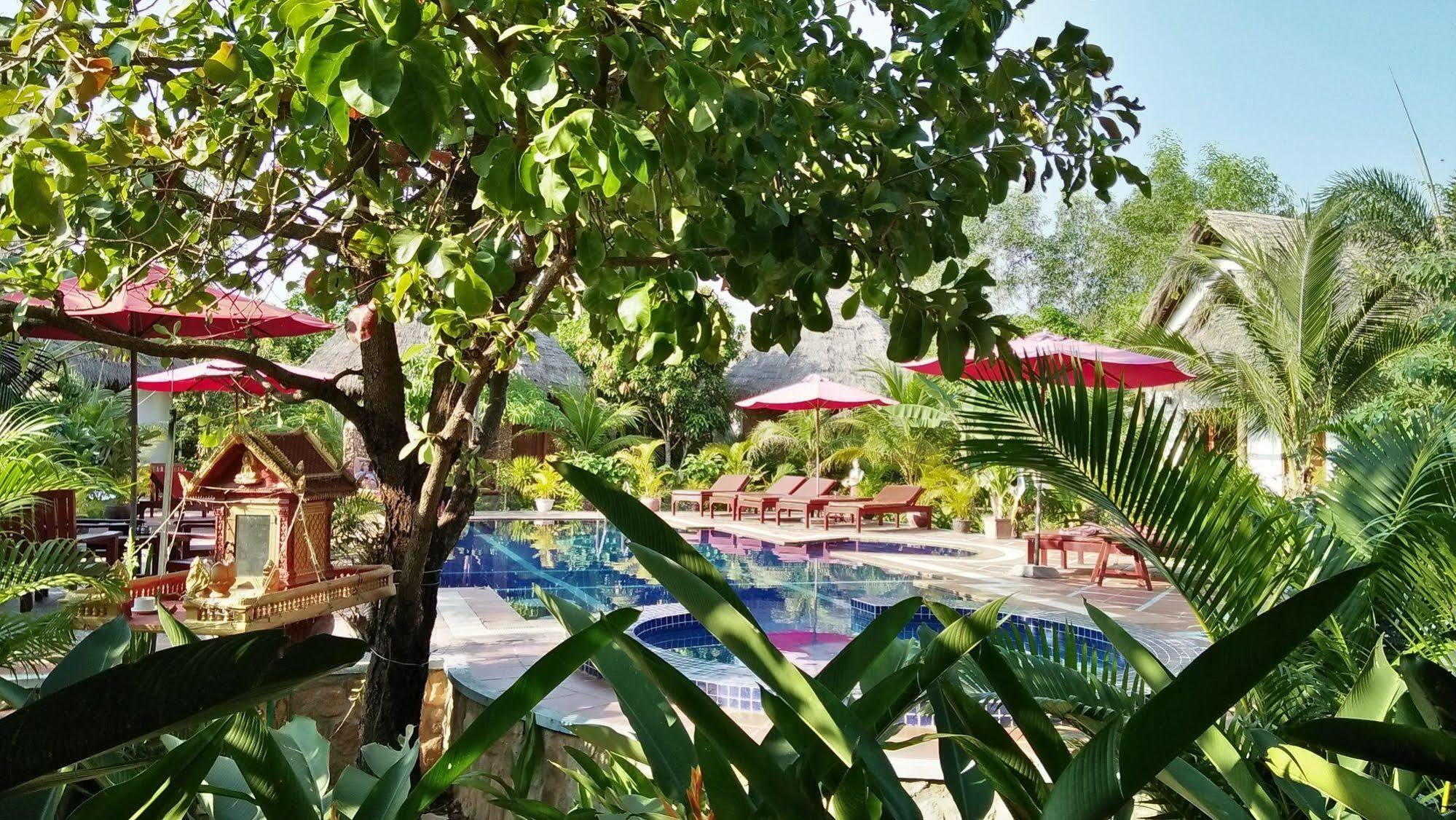 Darica Resort Kep Bagian luar foto