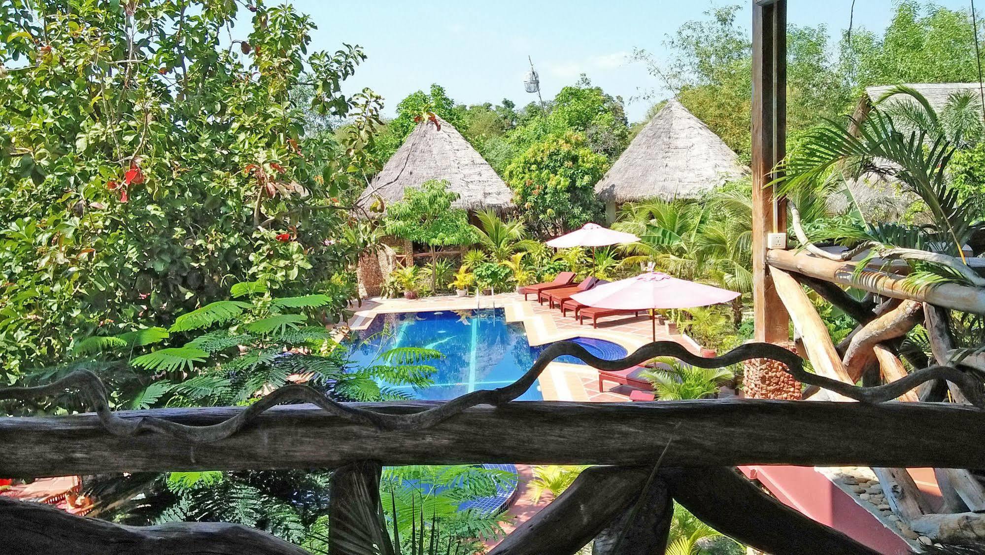 Darica Resort Kep Bagian luar foto